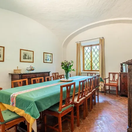 Feriegård Az Agr Castello Di Grotti *